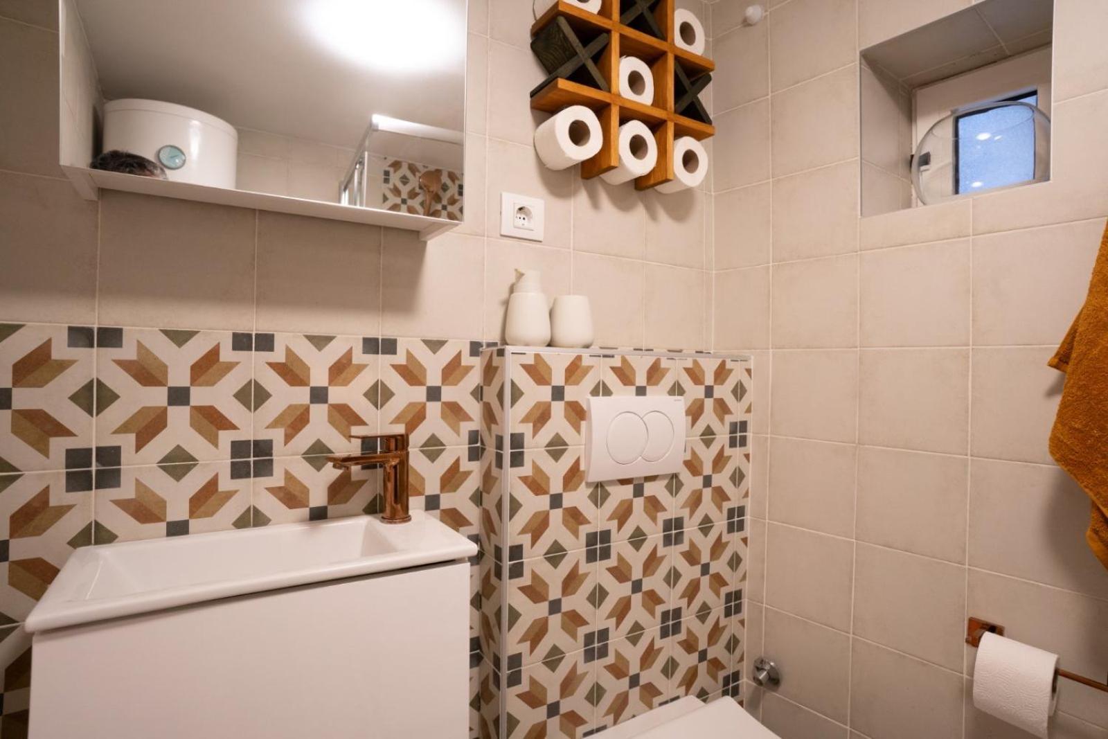De Qua De La Studio Rovinj Extérieur photo