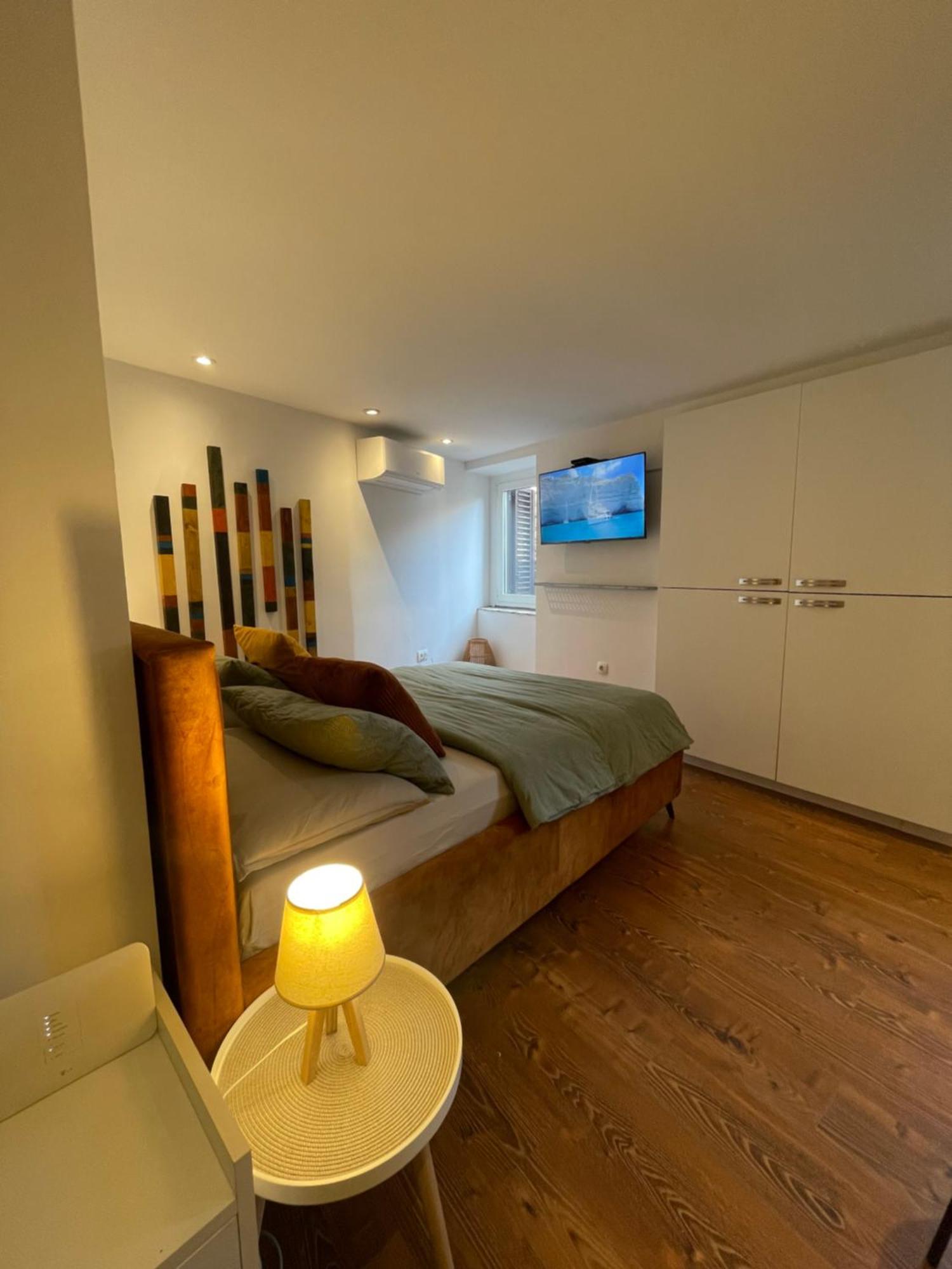 De Qua De La Studio Rovinj Extérieur photo